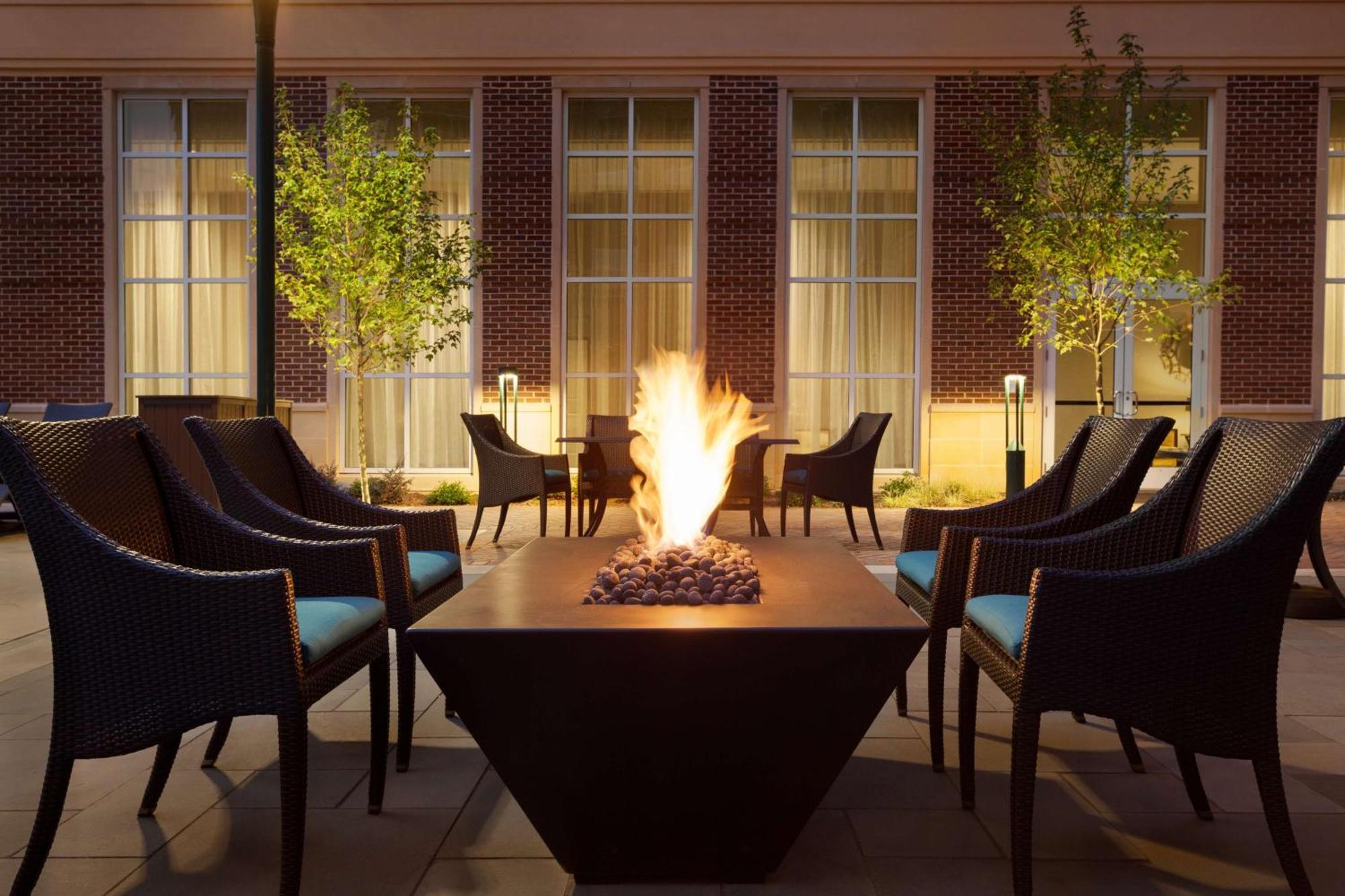 Hilton Garden Inn Charlotte Southpark Kültér fotó